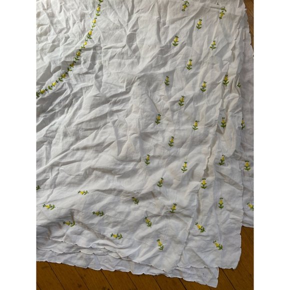 Linen Embroidered White Tablecloth 65” x  52.5” - Picture 5 of 6